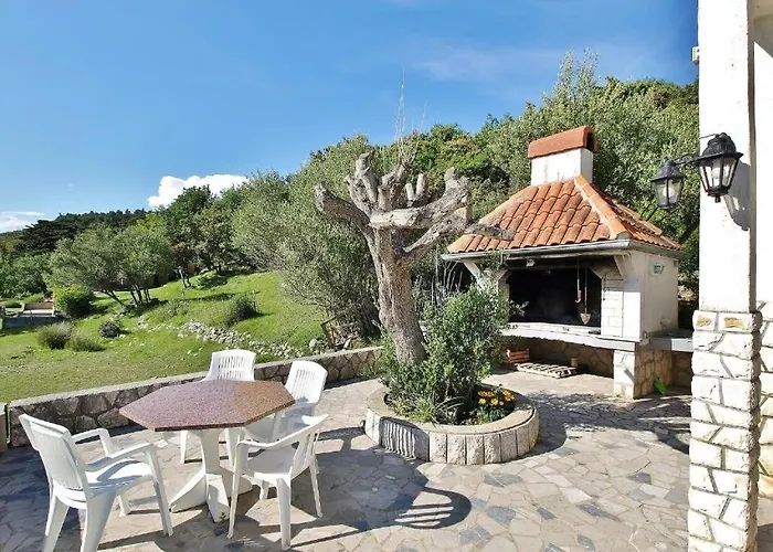 With Parking Space Rab - 24682 Apartamento Rab Town